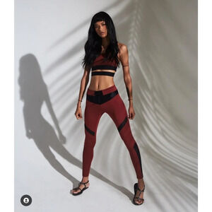 Koral Lima Mesh-Inset Scuba Leggings Sz M